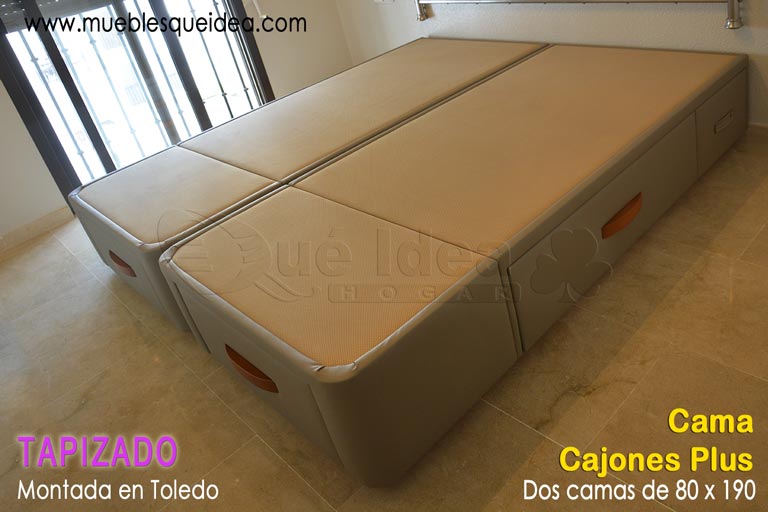 Cama doble de matrimonio formada por 2 camas con cajones juntas de 80x190 tapizadas en color Visón montadas en Toledo, vista desde arriba