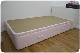 Ejemplo ya montado de cama individual nido color rosa o fresa