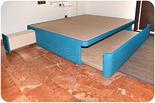 cama grande con nido arrastre y cajón en los pies todo abierto
