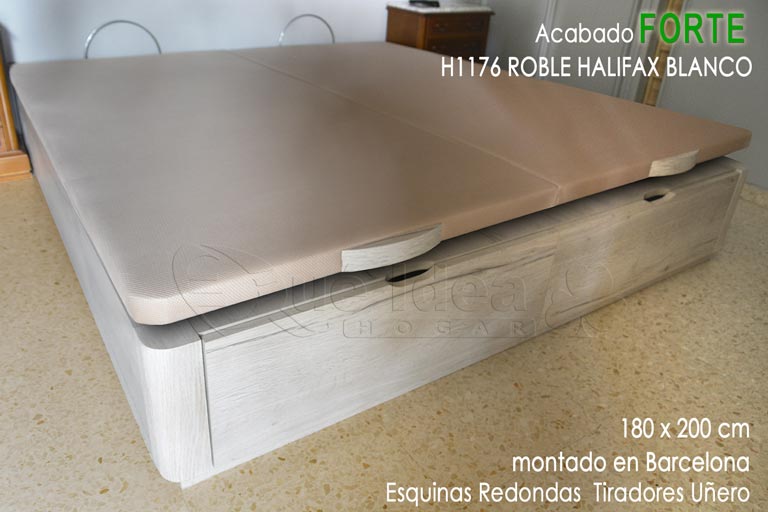 montaje realizado en Málaga de un Canapé acabado en madera Forte color H1175 Roble Halifax Blanco con cajones frontales con los tiradores uñero cerrados